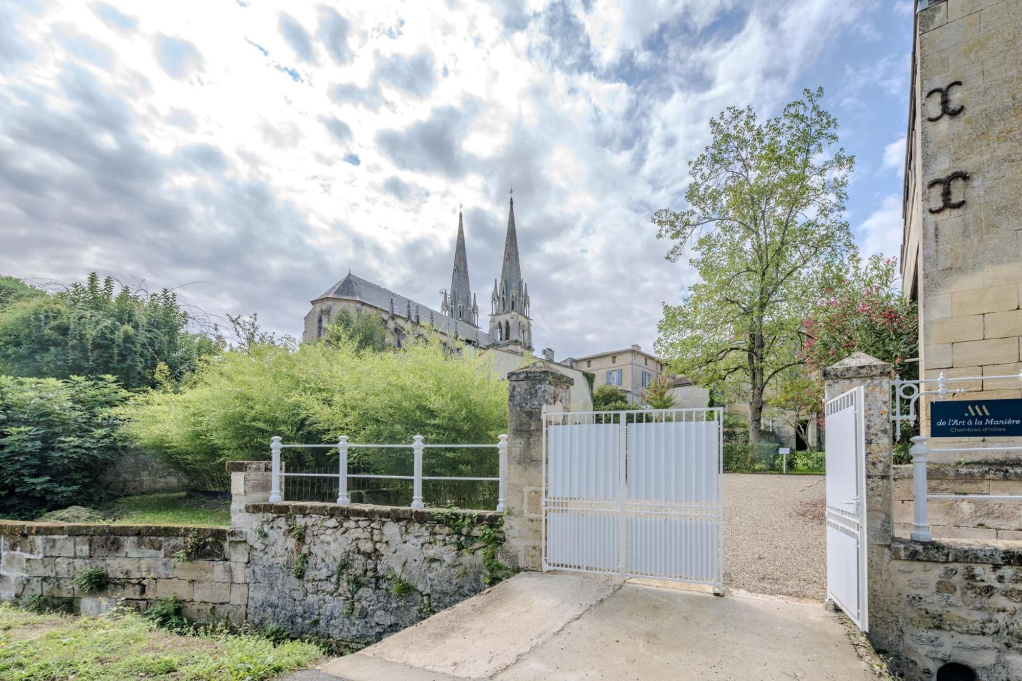 De L'Art A La Maniere - Chambre D'Hotes De Charme - 2 Suites Haut De Gamme - Ideal Couple & Famille - Piscine - Terrasse - Calme - 15Min Saint-Emilion - Experience Restauration D'Oeuvre D'Art Branne  Buitenkant foto